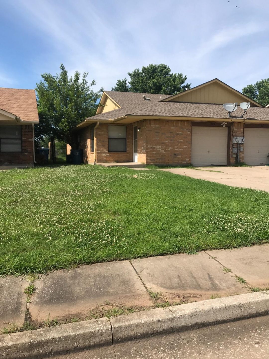 215 Barrett Pl, Edmond, OK 73003